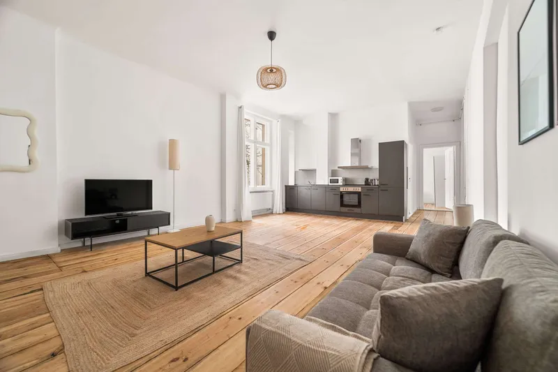 Hübsche 2-Zimmer Wohnung in Kreuzberg - voll möbliert — photo 1